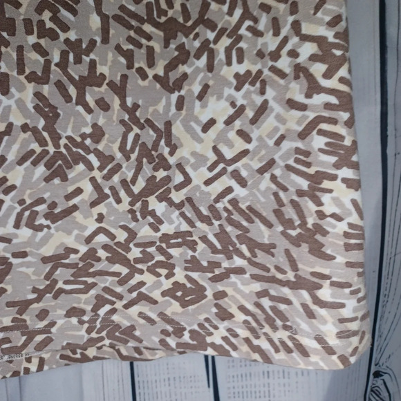 St.John Asymmetrical Short Sleeve Shirt - Picture 8 of 9